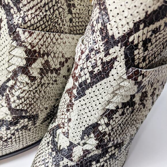 Vince Camuto 8 Levana snake animal print western boot bootie high heel pointed - Picture 6 of 6